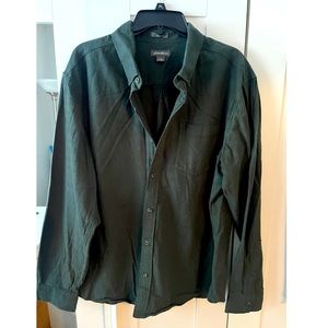 Eddie Bauer Classic Fit Button down shirt Sz XL